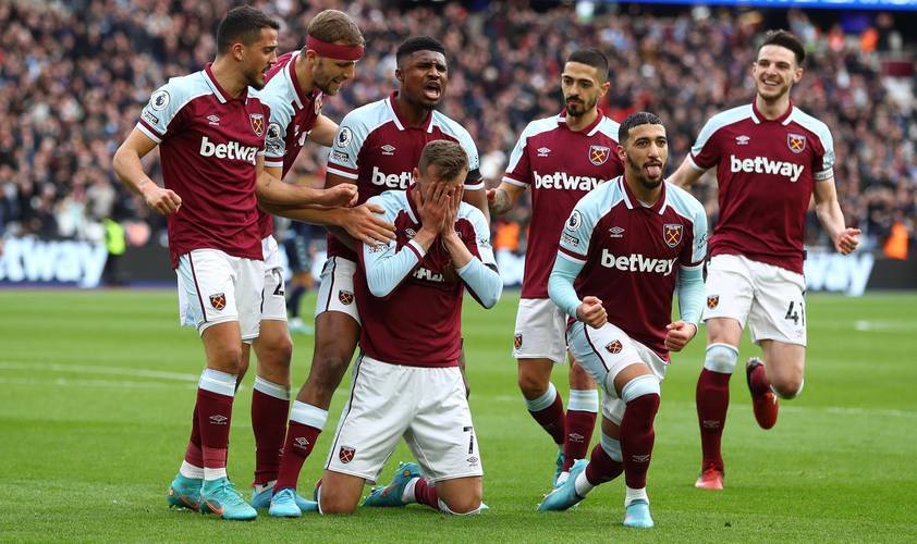 IG官方：下路选手Photic正式加入队伍