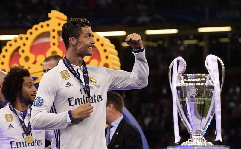 安东尼：当年1亿欧加盟曼联说明我有过人之处；快乐是第一位