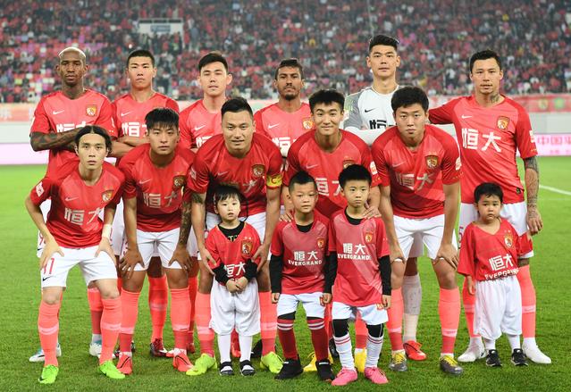 库里26分巴特勒19分，勇士132-125击败黄蜂