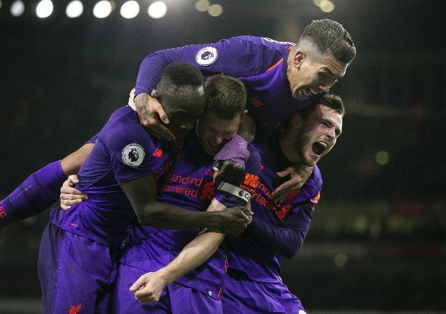 泰伦·卢：我也不知道第三节为啥崩了，这真的伤害了我们