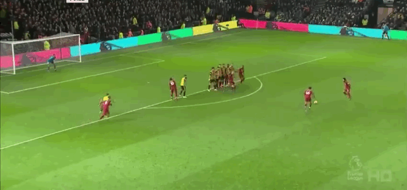 卡拉格：维尔茨本场数据相当亮眼，他的踢法、位置像德布劳内